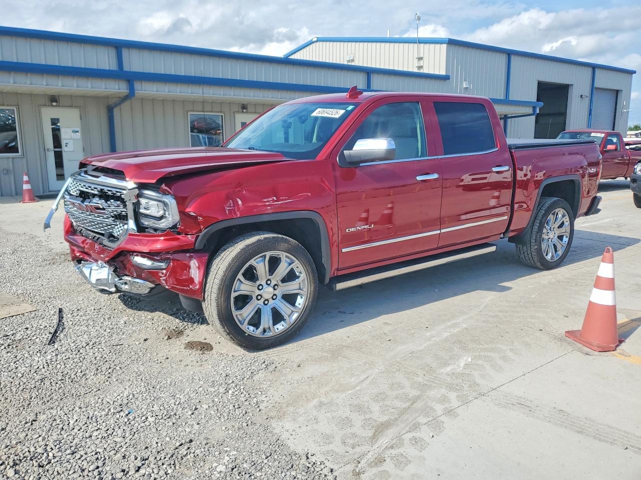 2018 GMC Sierra 1500 Denali, VIN 3GTU2PEJ2JG566034 — Front end
