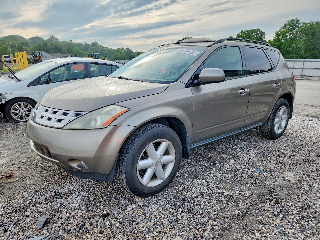 2004 Nissan Murano SL, VIN JN8AZ08W84W323707 — Side