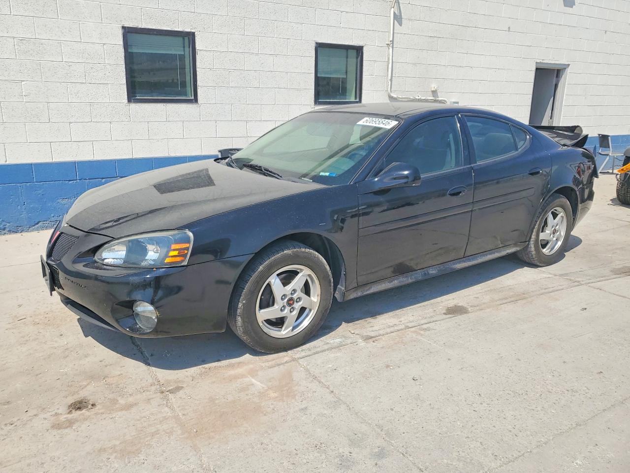 2004 Pontiac Grand Prix GT1, VIN 2G2WP522941241684 — Rear end
