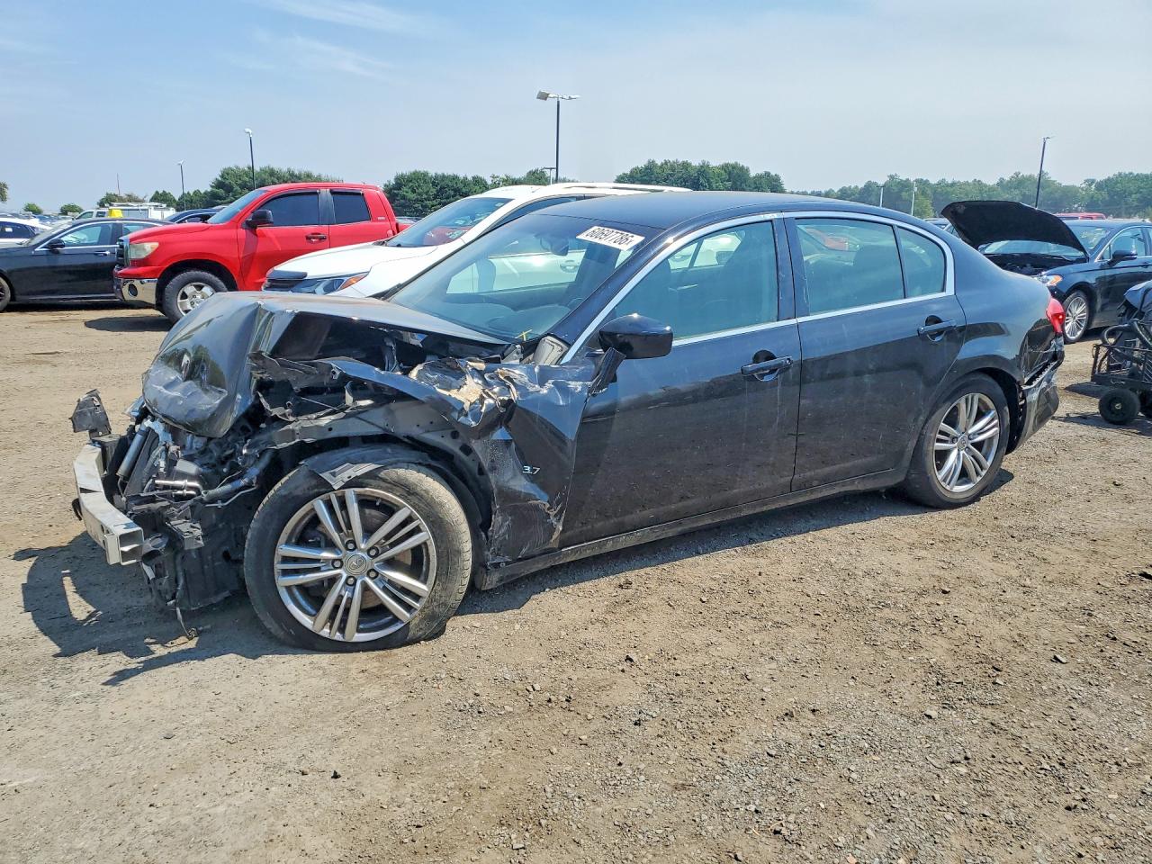 2015 Infiniti Q40, VIN JN1CV6AR4FM521760 — Front end