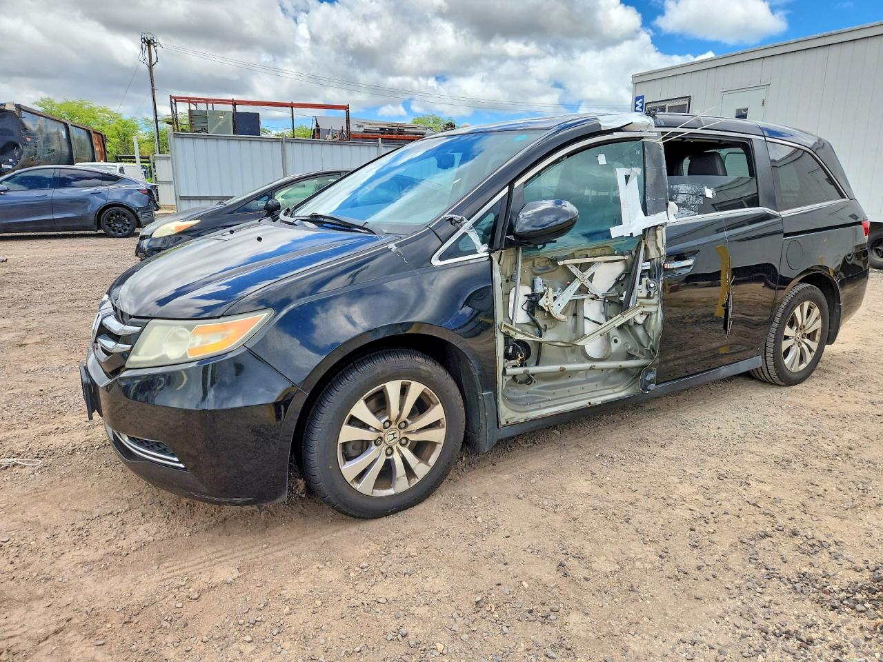 2015 Honda Odyssey EX-L, VIN 5FNRL5H65FB127566 — Side
