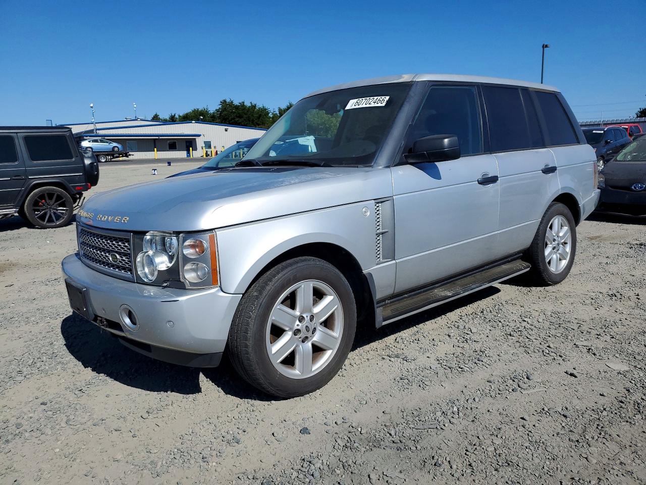 2005 Land Rover Range Rover HSE, VIN SALME11425A193093 — Front end