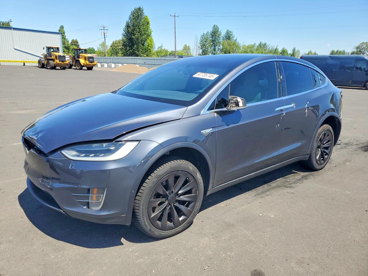 2016 Tesla Model X 70D, VIN 5YJXCBE24GF005502 — Front end