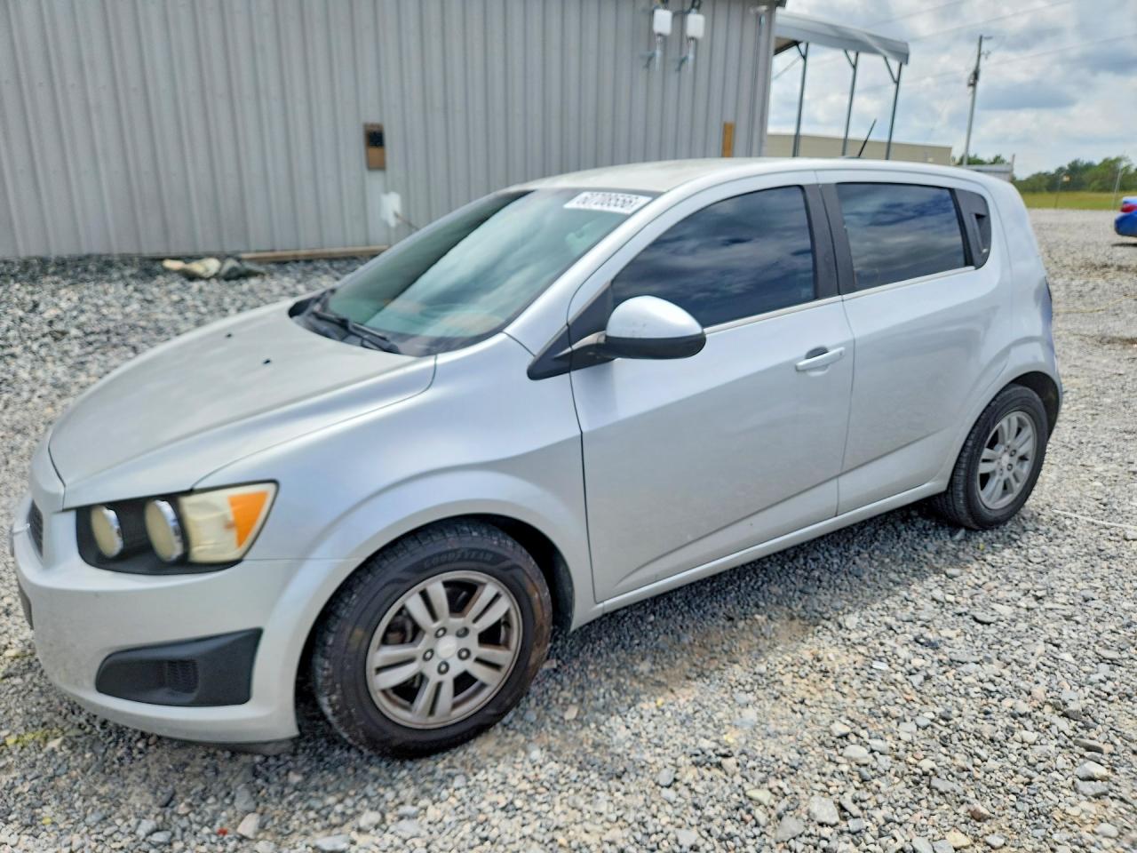 2015 Chevrolet Sonic LT, VIN 1G1JC6SH4F4103305 — Side