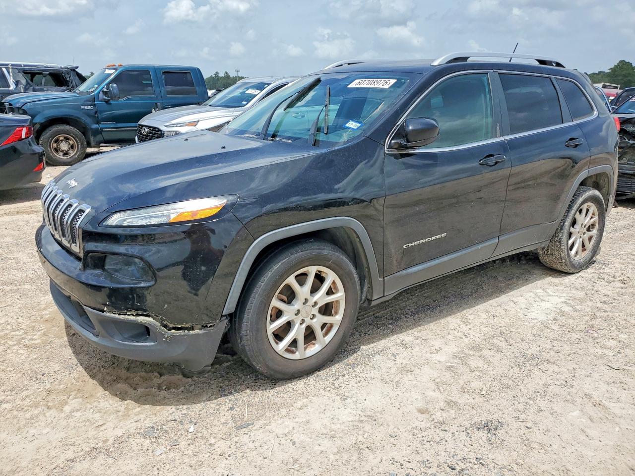 2018 Jeep Cherokee Latitude, VIN 1C4PJLCB5JD503723 — Обычный износ