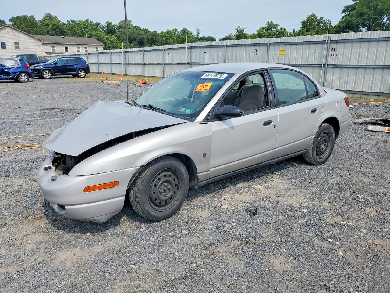 2001 Saturn SL, VIN 1G8ZH52871Z295511 — Front end