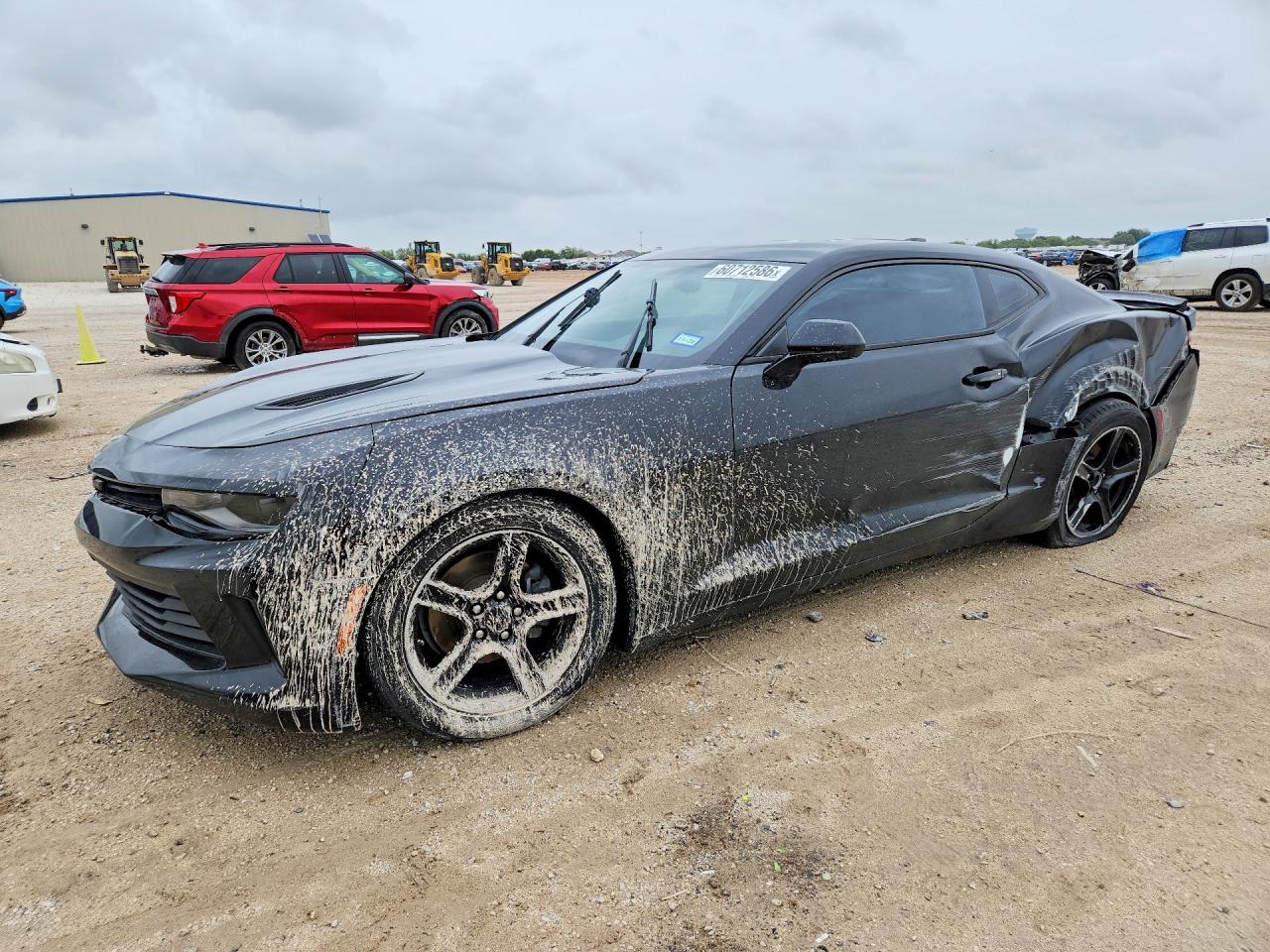 2016 Chevrolet Camaro 1LT, VIN 1G1FB1RS1G0193163 — Side