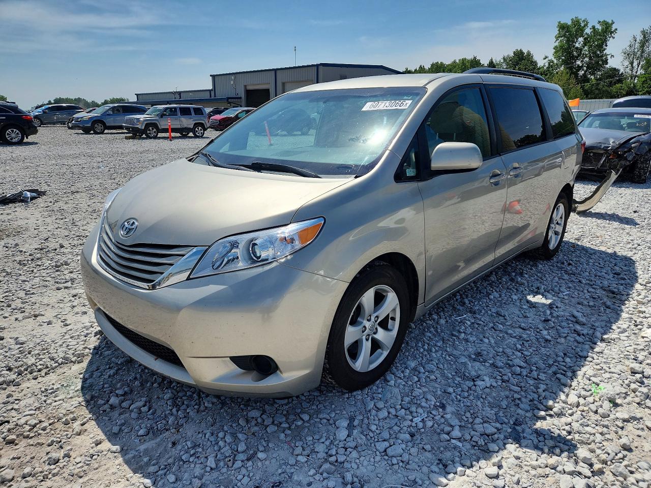 2015 Toyota Sienna LE, VIN 5TDKK3DC9FS533866 — Rear end