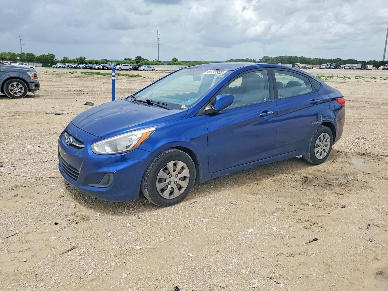 2015 Hyundai Accent GLS, VIN KMHCT4AE3FU806952 — Side