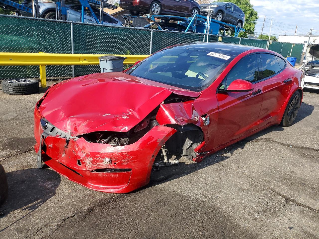 2022 Tesla Model S, VIN 5YJSA1E52NF487971 — Перед