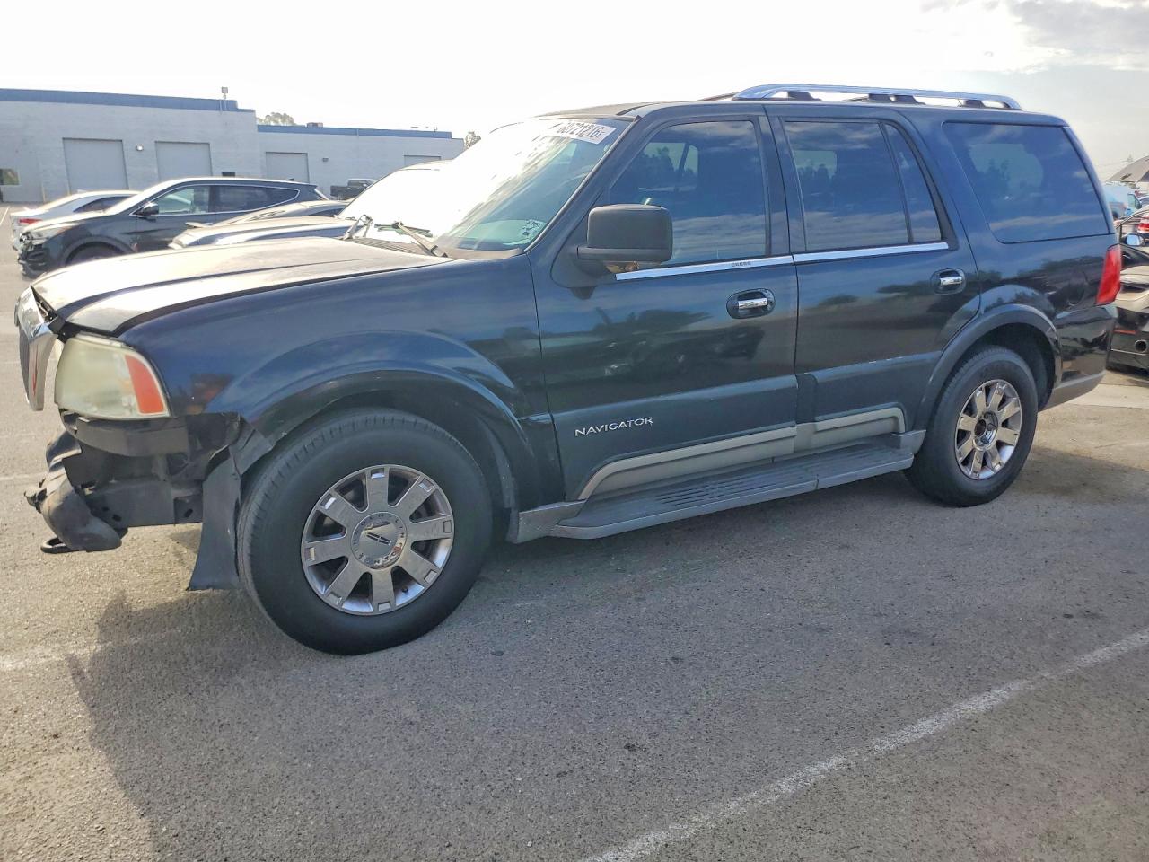 2003 Lincoln Navigator Ultimate, VIN 5LMFU27R73LJ25054 — Перед