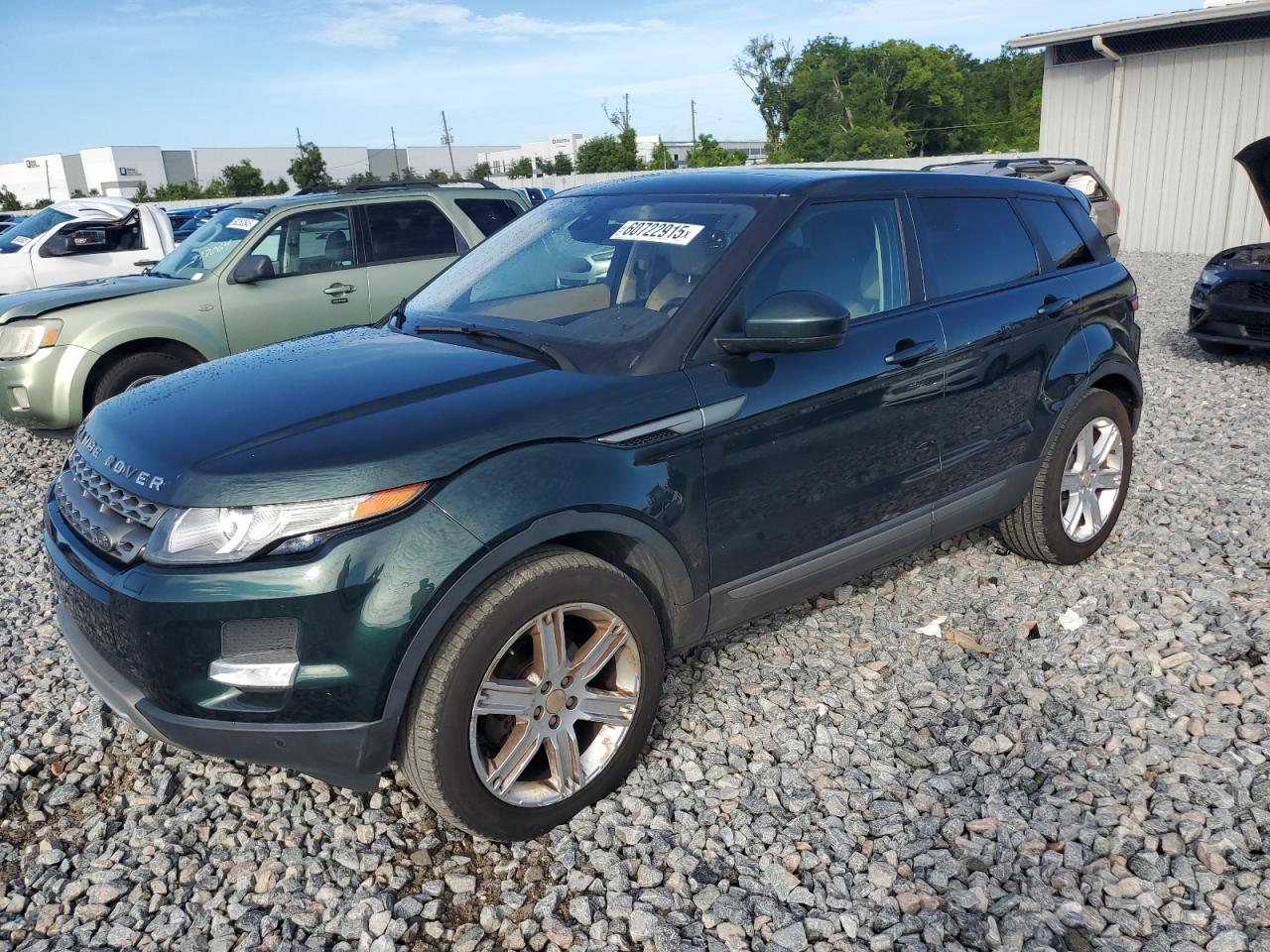 2015 Land Rover Range Rover Evoque Pure Plus, VIN SALVP2BG1FH023359 — Side