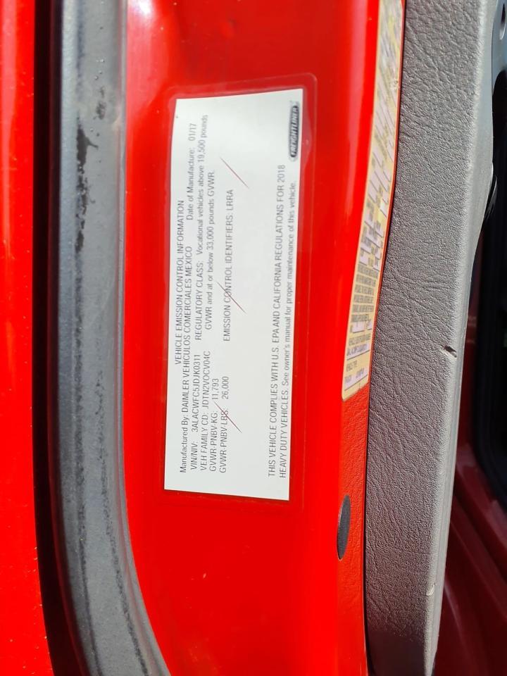 2016 Freightliner M2, VIN 3ALACXDT8GDHG3204 — Minor dents and scratches