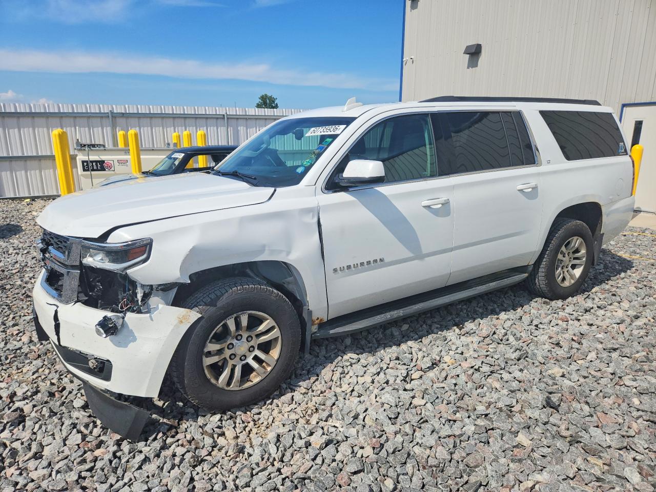 2016 Chevrolet Suburban LT, VIN 1GNSKHKC8GR317479 — Front end