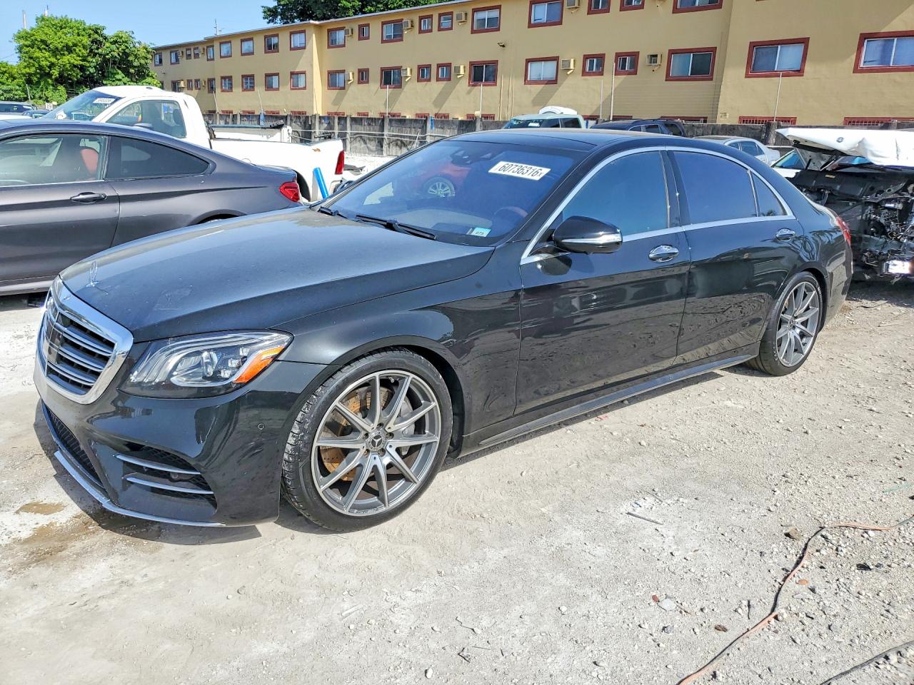 2018 Mercedes-Benz S 450, VIN WDDUG6GB3JA347234 — Minor dents and scratches