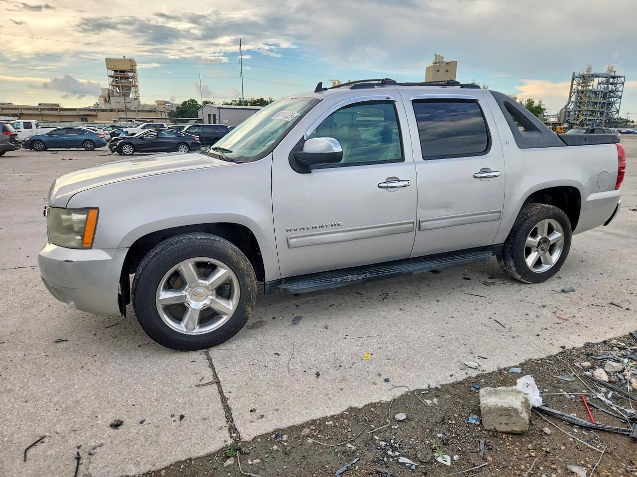 2011 Chevrolet Avalanche LT, VIN 3GNMCFE06BG178599 — All over