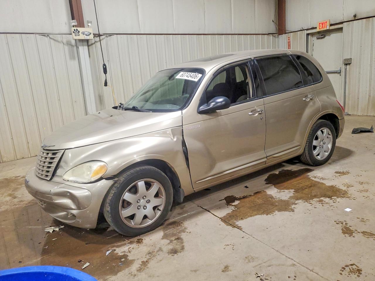 2003 Chrysler PT Cruiser Touring, VIN 3C4FY58BX3T504018 — Перед