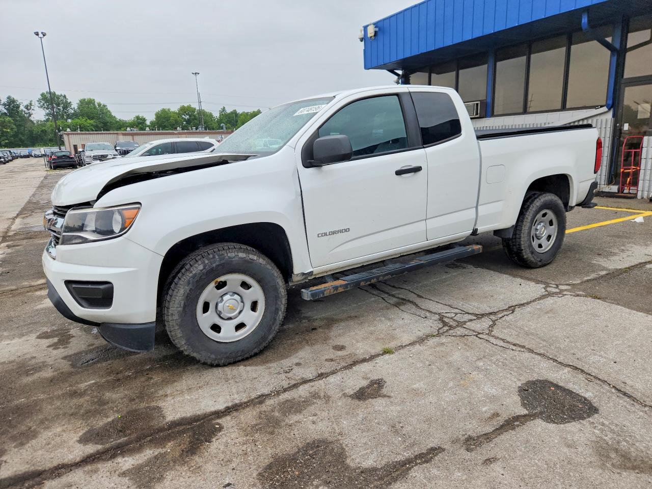 2017 Chevrolet Colorado 2WD WT, VIN 1GCHSBEA6H1267160 — Front end