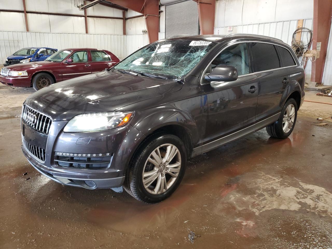 2010 Audi Q7 Premium Plus, VIN WA1LYAFE2AD008135 — Engine fire
