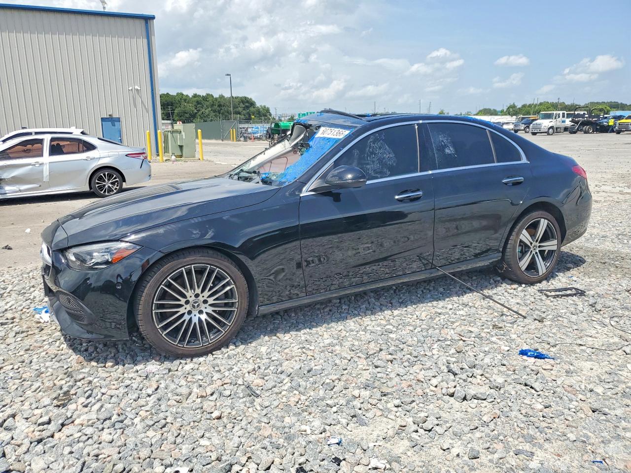 2025 Mercedes-Benz C 300, VIN W1KAF4GB0SR247783 — Опрокидывание