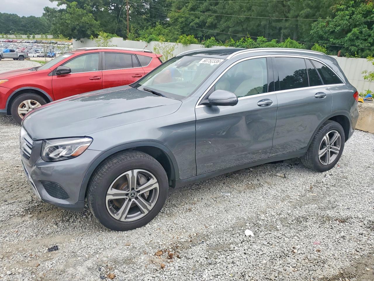 2019 Mercedes-Benz GLC 300, VIN WDC0G4KBXKF613190 — Front end