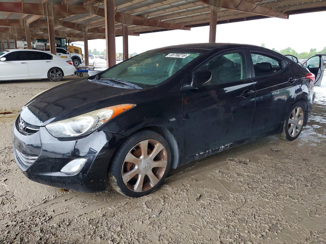 2013 Hyundai Elantra GLS, VIN 5NPDH4AE0DH185915 — Normal wear