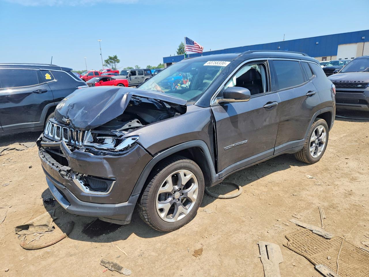 2019 Jeep Compass High Altitude, VIN 3C4NJDCB0KT690698 — Перед