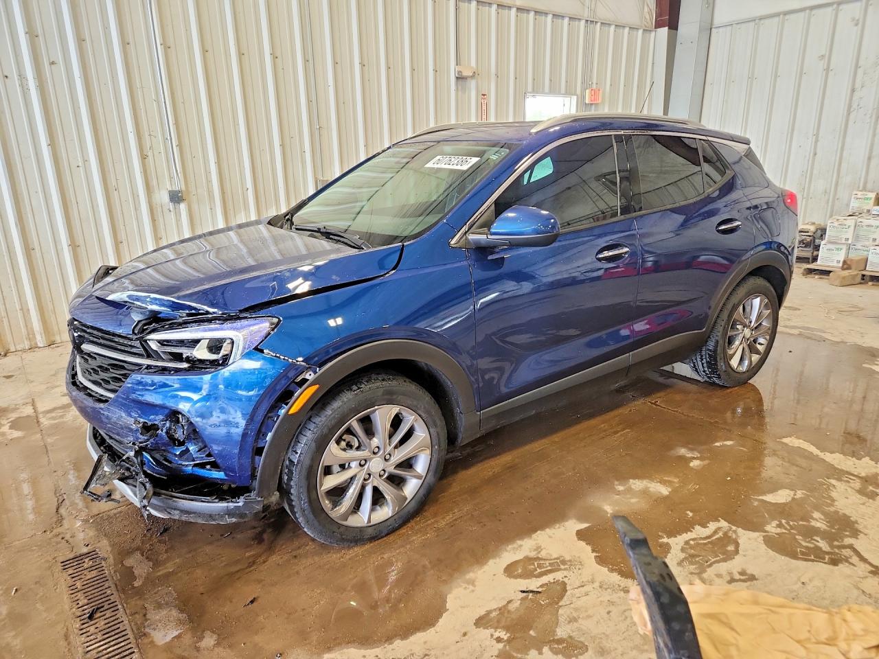 2021 Buick Encore GX Essence, VIN KL4MMFSL2MB040715 — Front end