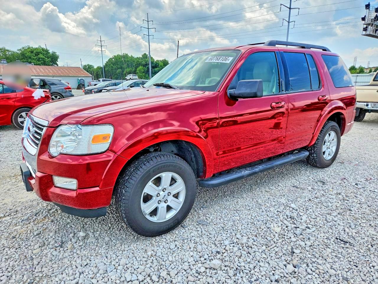 2009 Ford Explorer XLT, VIN 1FMEU73E39UA31657 — Minor dents and scratches