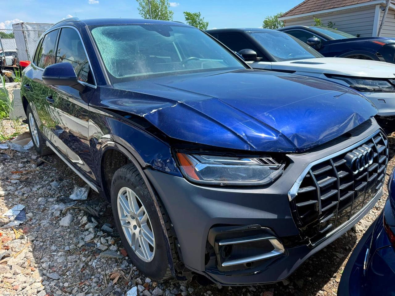 2022 Audi Q5 Premium, VIN WA1AAAFY6N2110013 — Front end