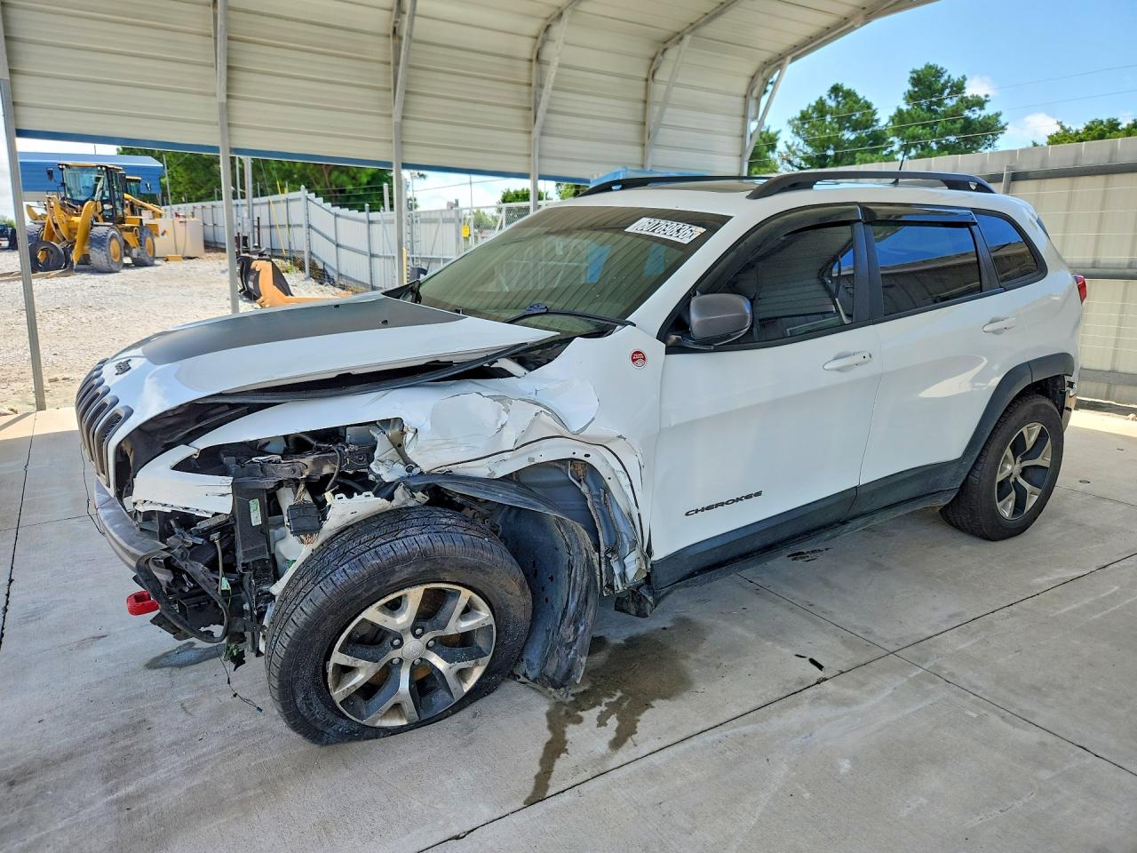 2017 Jeep Cherokee Trailhawk L Plus, VIN 1C4PJMBS7HW666119 — Front end