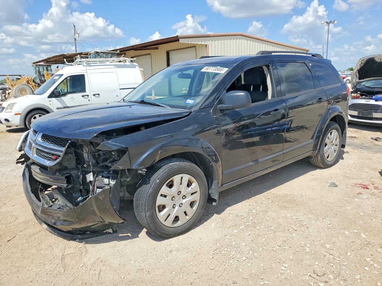 2017 Dodge Journey SE, VIN 3C4PDCAB9HT524539 — Перед