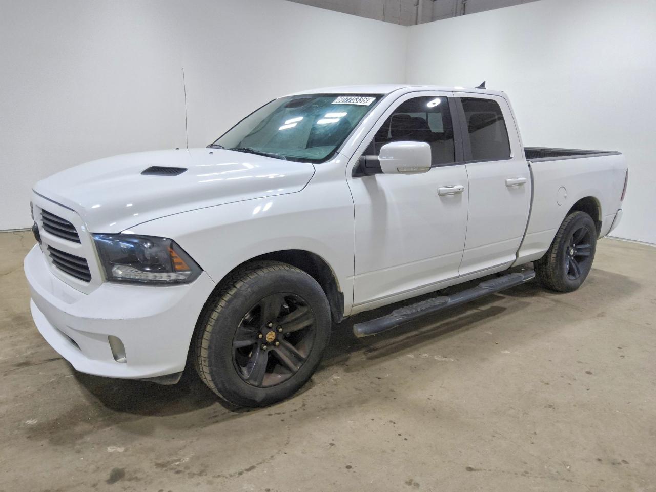 2015 Ram 1500 Sport, VIN 1C6RR6HT5FS661025 — Зад