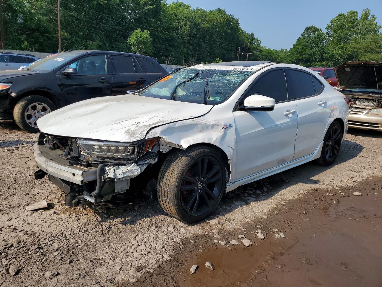 2020 Acura TLX w/A-Spec Pkg, VIN 19UUB2F68LA003957 — Front end