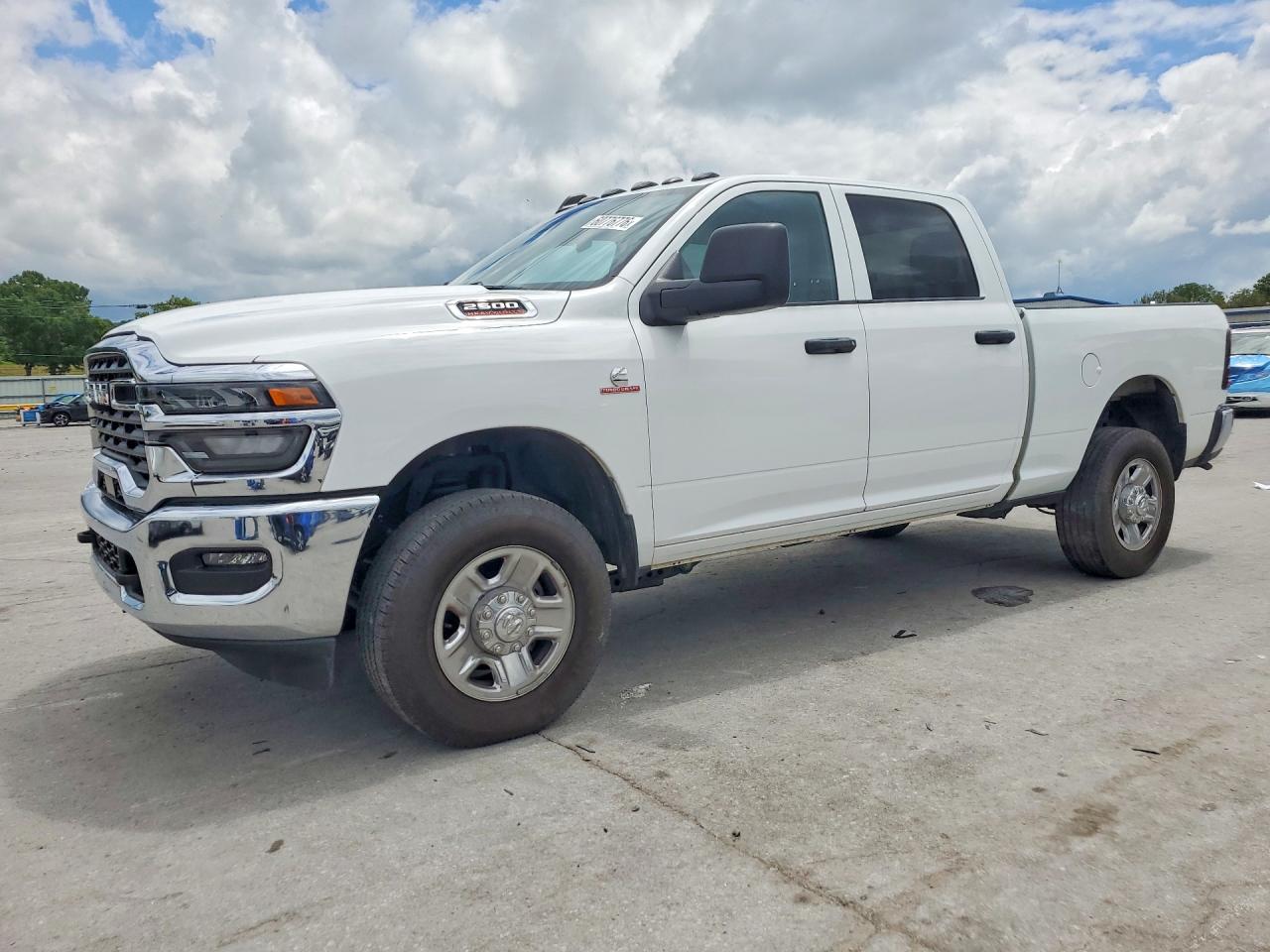 2025 Ram 2500 Tradesman, VIN 3C63R5CL9SG504364 — Вандализм