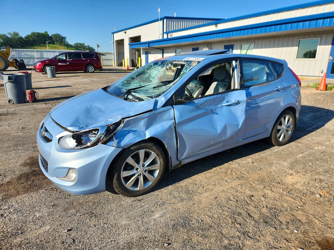 2012 Hyundai Accent SE, VIN KMHCU5AE3CU024682 — Front end