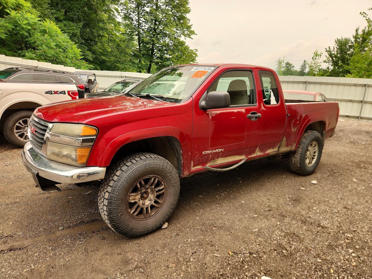 2005 GMC Canyon SLE Z71, VIN 1GTDT196858133863 — Зад