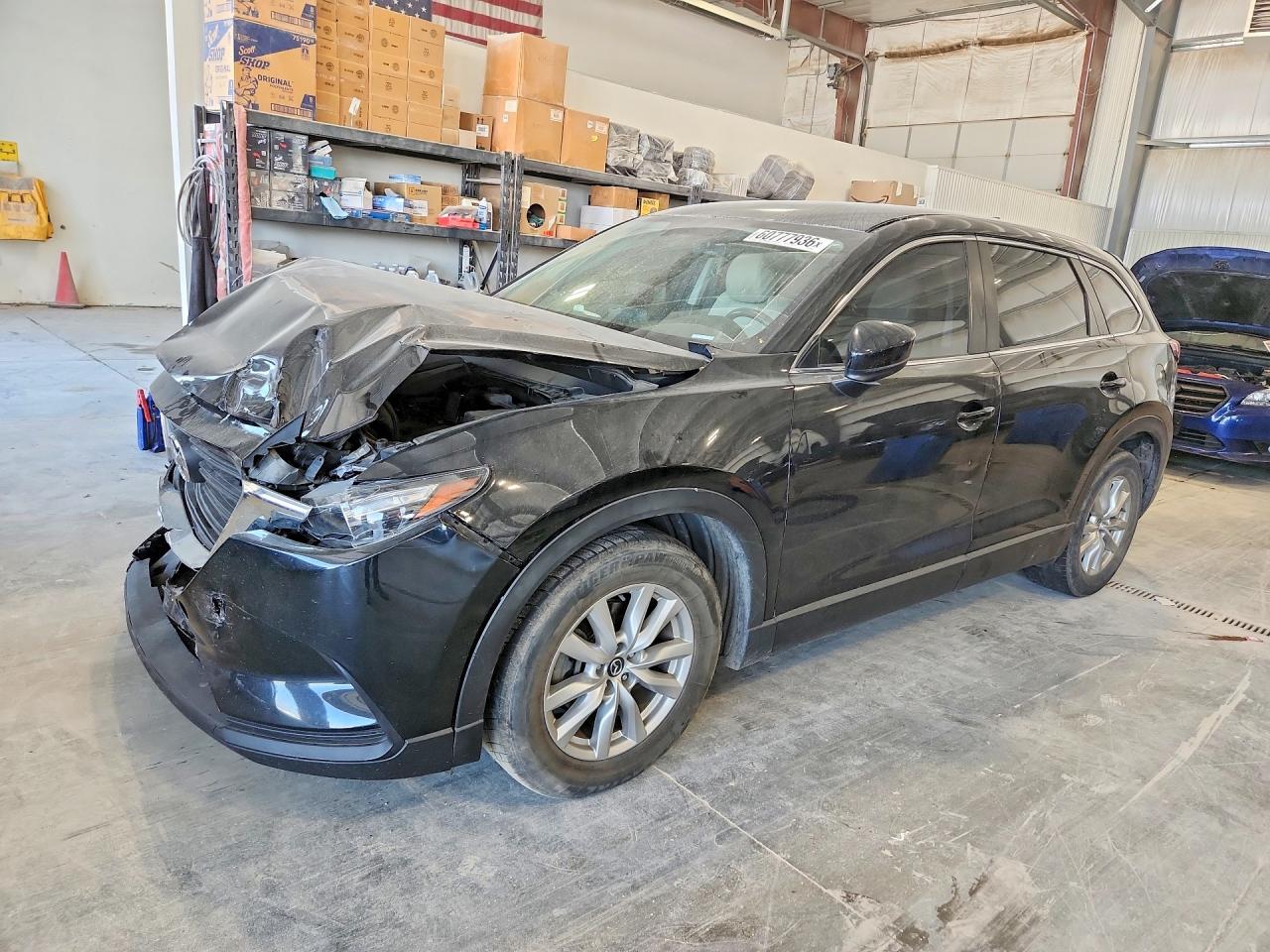 2016 Mazda CX-9 Sport, VIN JM3TCBBY1G0125481 — Front end