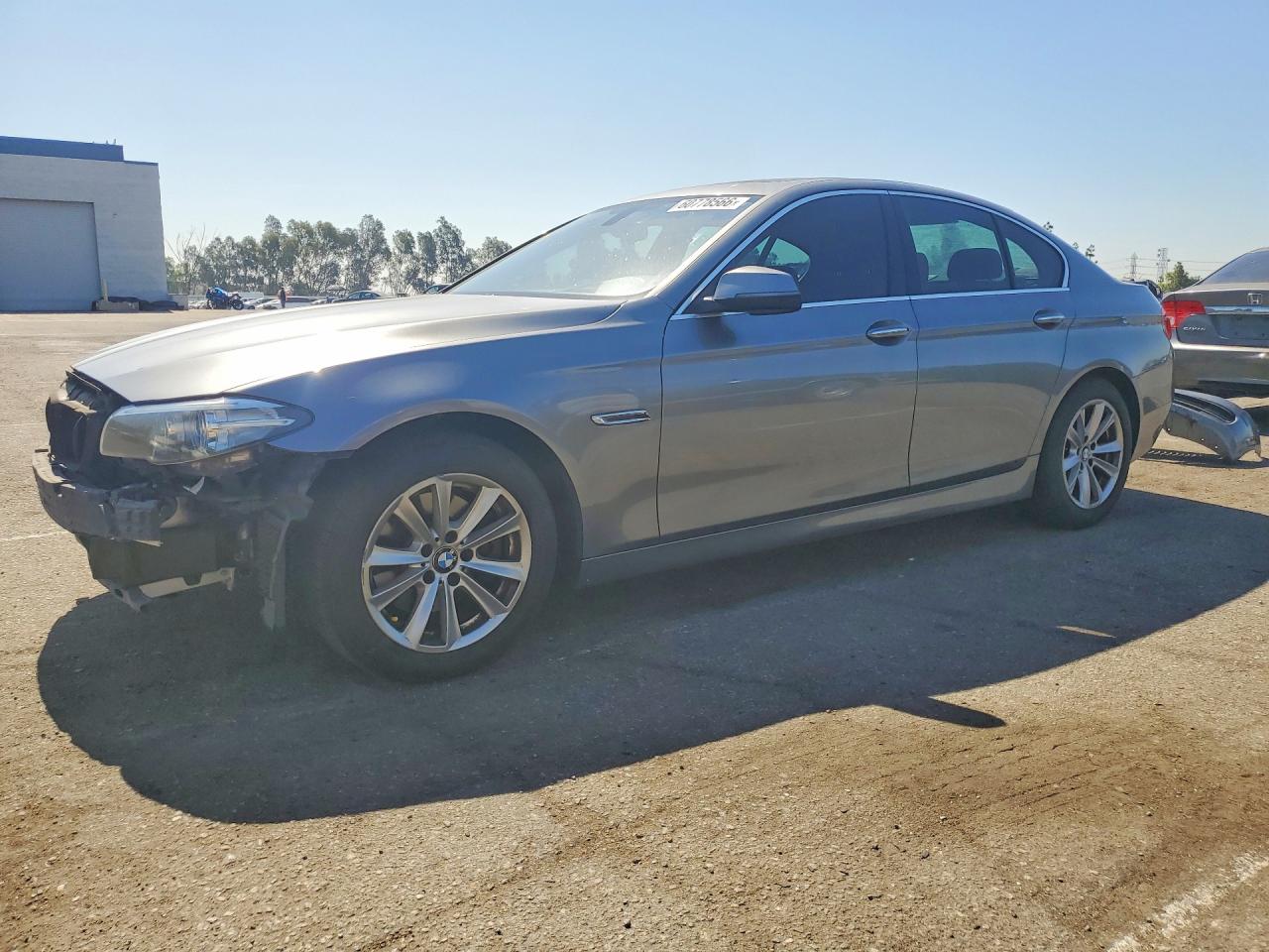 2014 BMW 5 Series 528i, VIN WBA5A5C55ED509909 — Front end