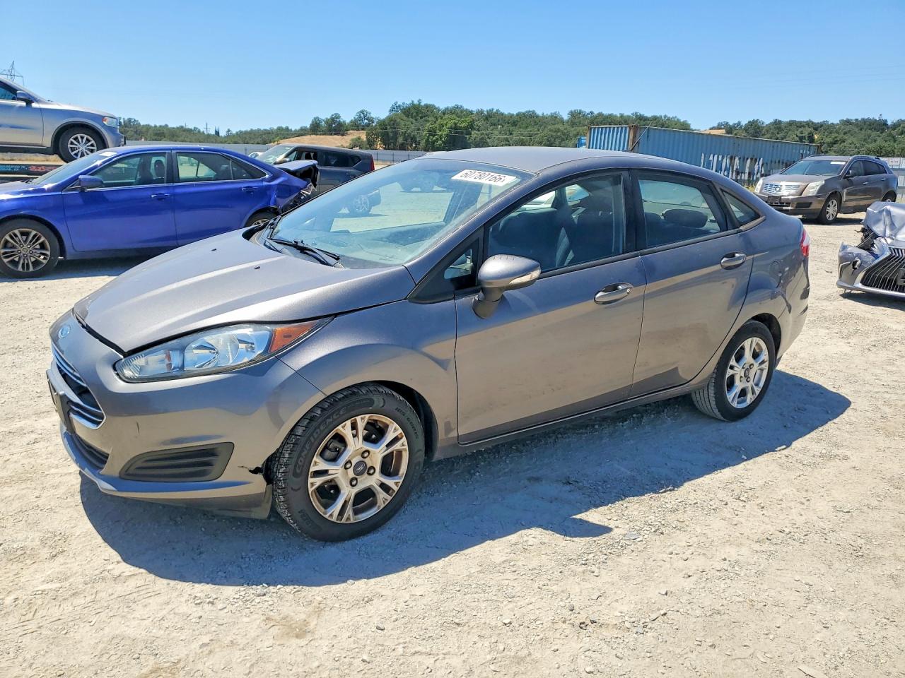 2014 Ford Fiesta SE, VIN 3FADP4BJ4EM235778 — Front end