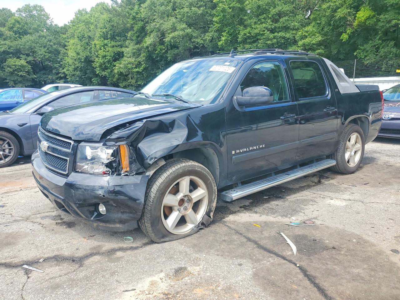 2007 Chevrolet Avalanche 1LT, VIN 3GNEC12097G176669 — Перед