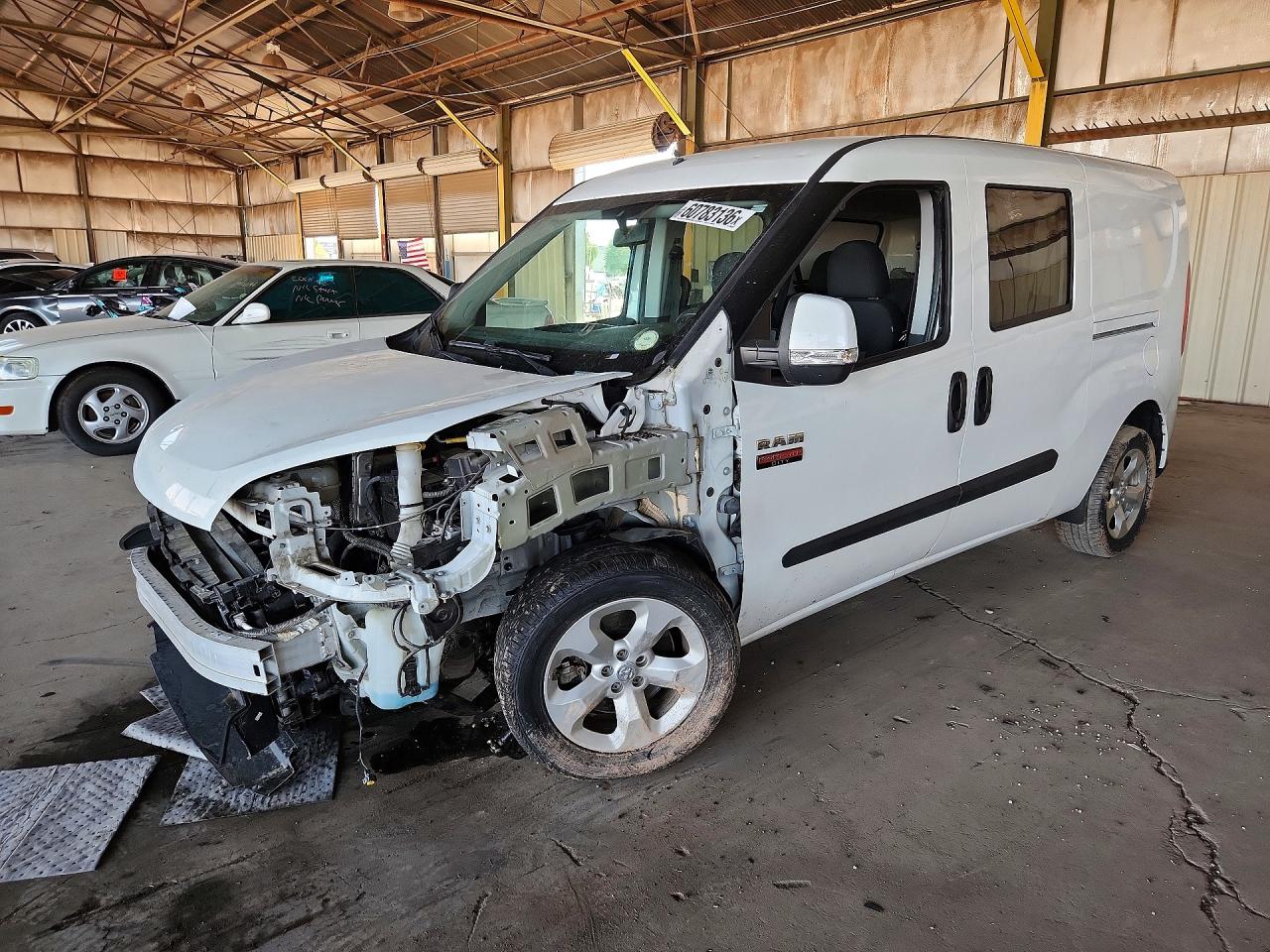 2018 Ram ProMaster City Passenger SLT, VIN ZFBERFBB3J6H63146 — Front end
