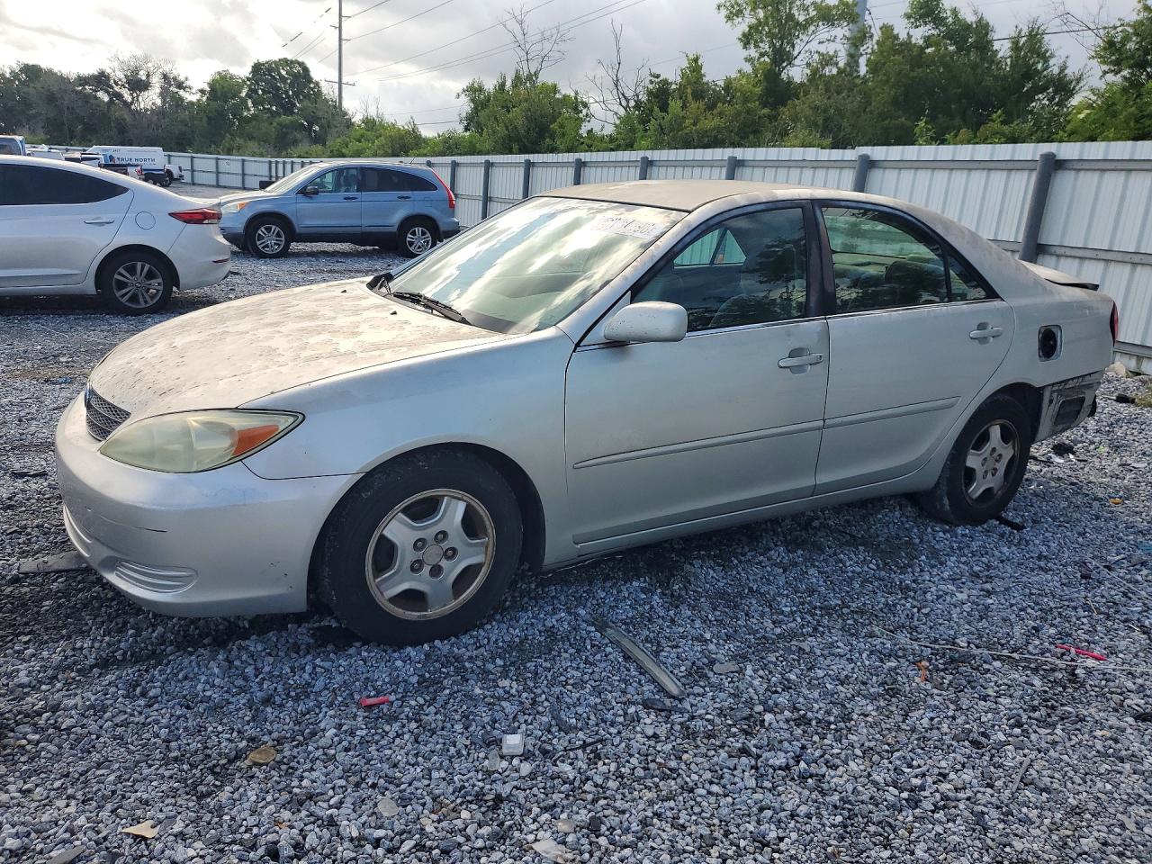 2003 Toyota Camry LE, VIN 4T1BF32K13U556799 — Rear end