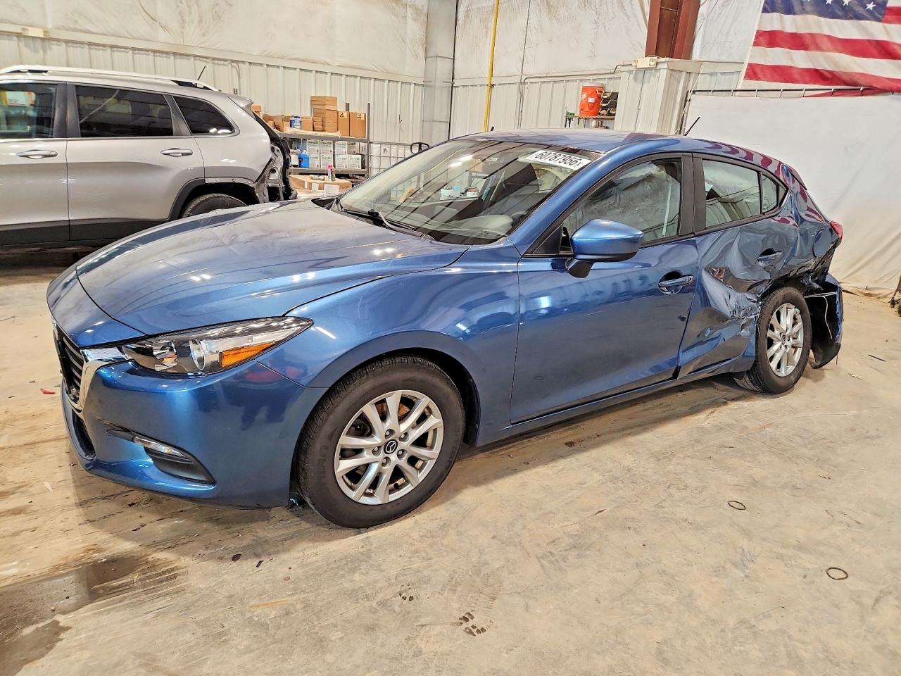 2017 Mazda 3 Sport, VIN 3MZBN1K77HM102010 — Бок