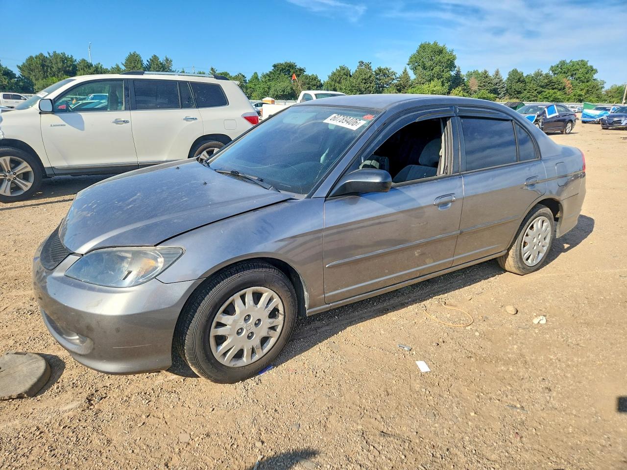 2004 Honda Civic LX, VIN 2HGES15524H518639 — Перед