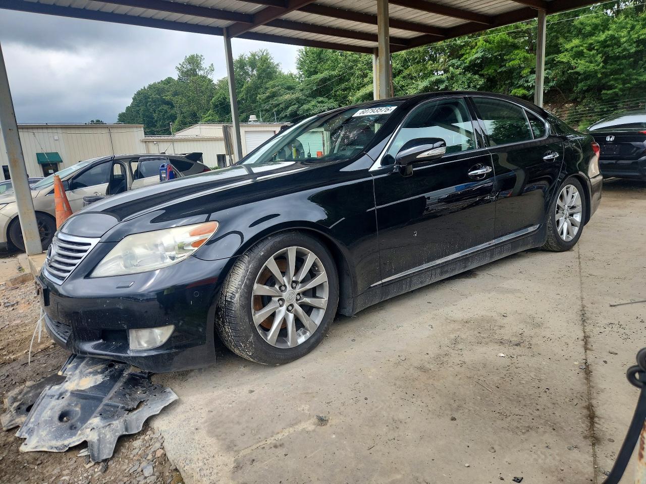 2010 Lexus LS 460, VIN JTHCL5EF6A5005771 — Мелкие вмятины и царапины