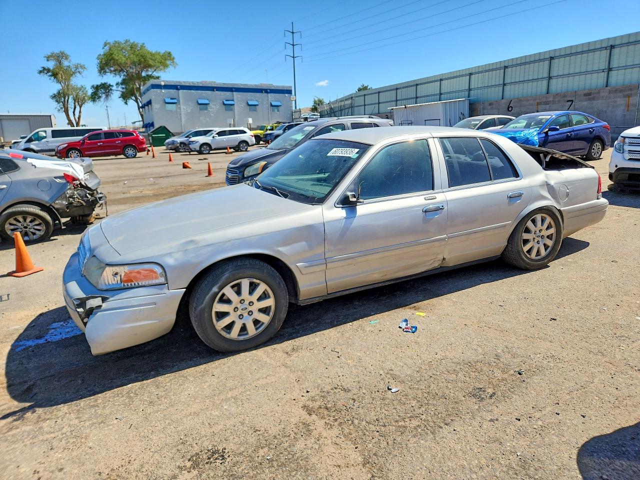 2007 Ford Crown Victoria LX, VIN 2FAFP74V17X145828 — Rear end