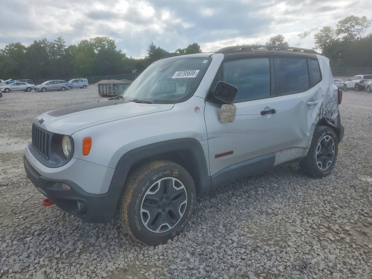 2015 Jeep Renegade Trailhawk, VIN ZACCJBCT0FPB70017 — Rear end
