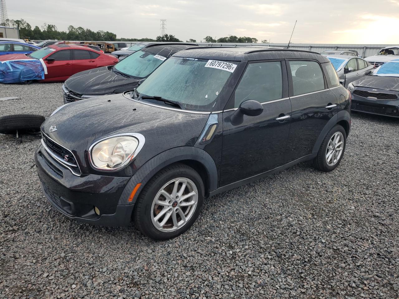 2016 MINI Countryman S, VIN WMWZC3C55GWP53678 — Rear end