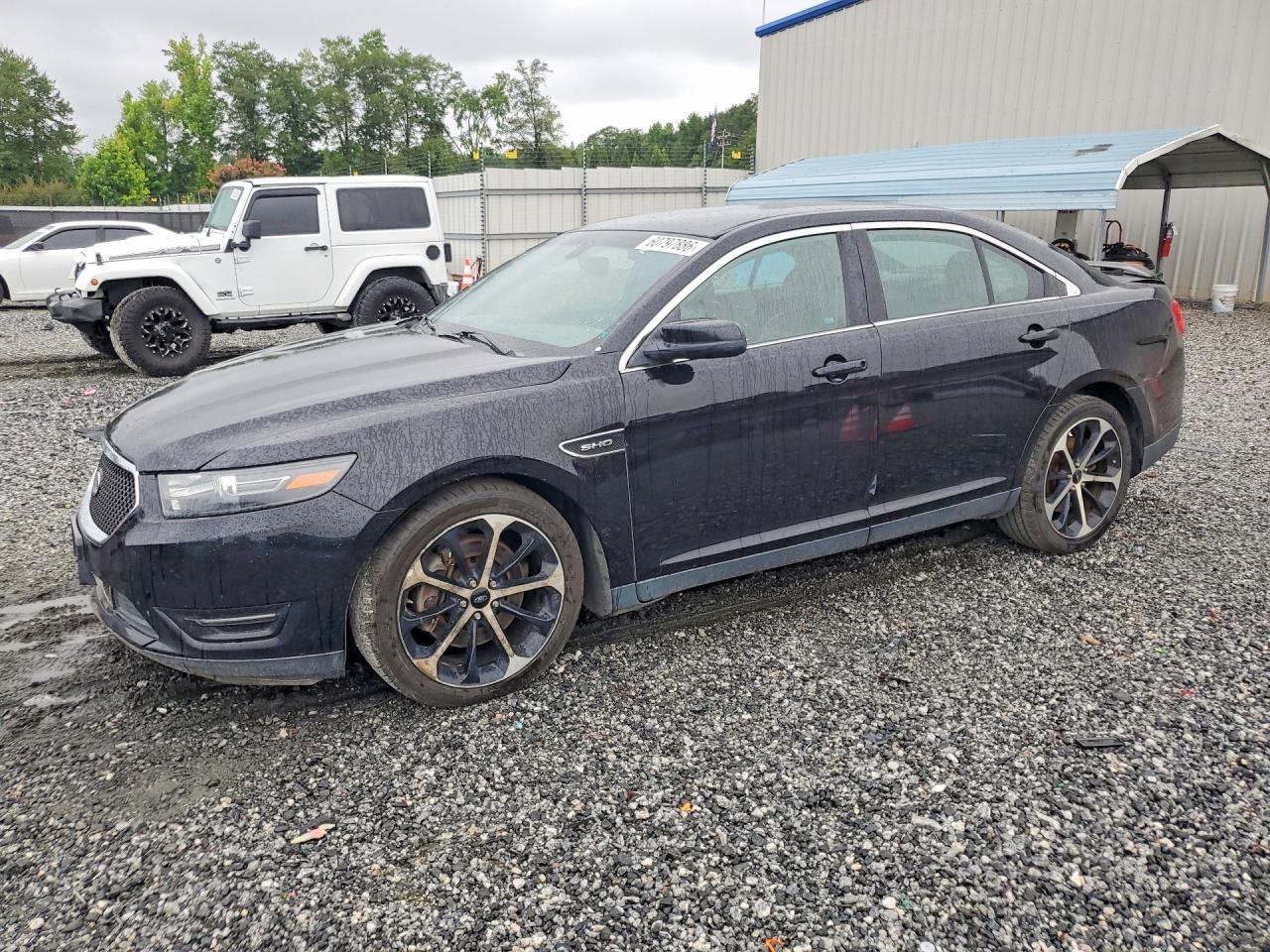 2016 Ford Taurus SHO, VIN 1FAHP2KT4GG131277 — Зад